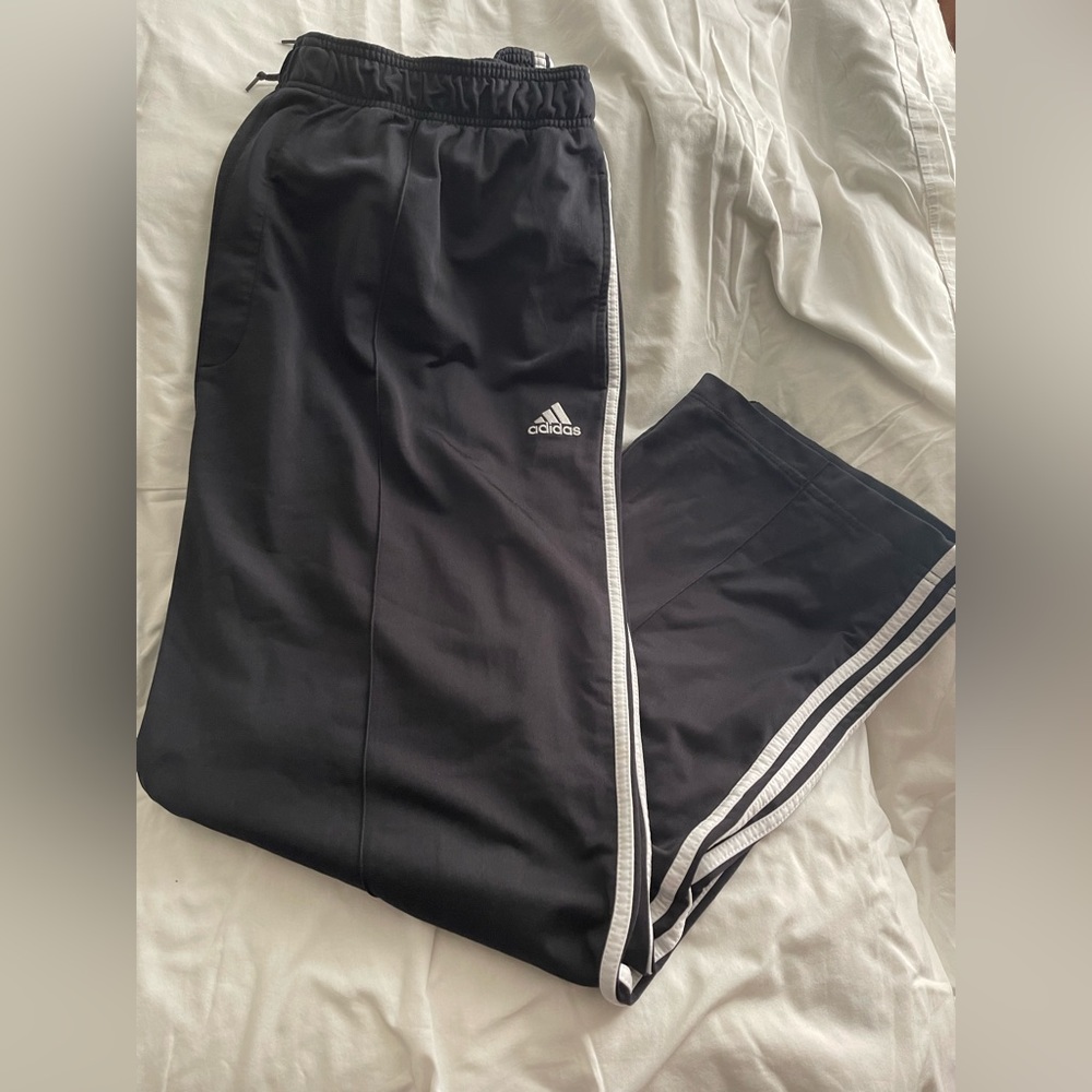 Men’s track pants